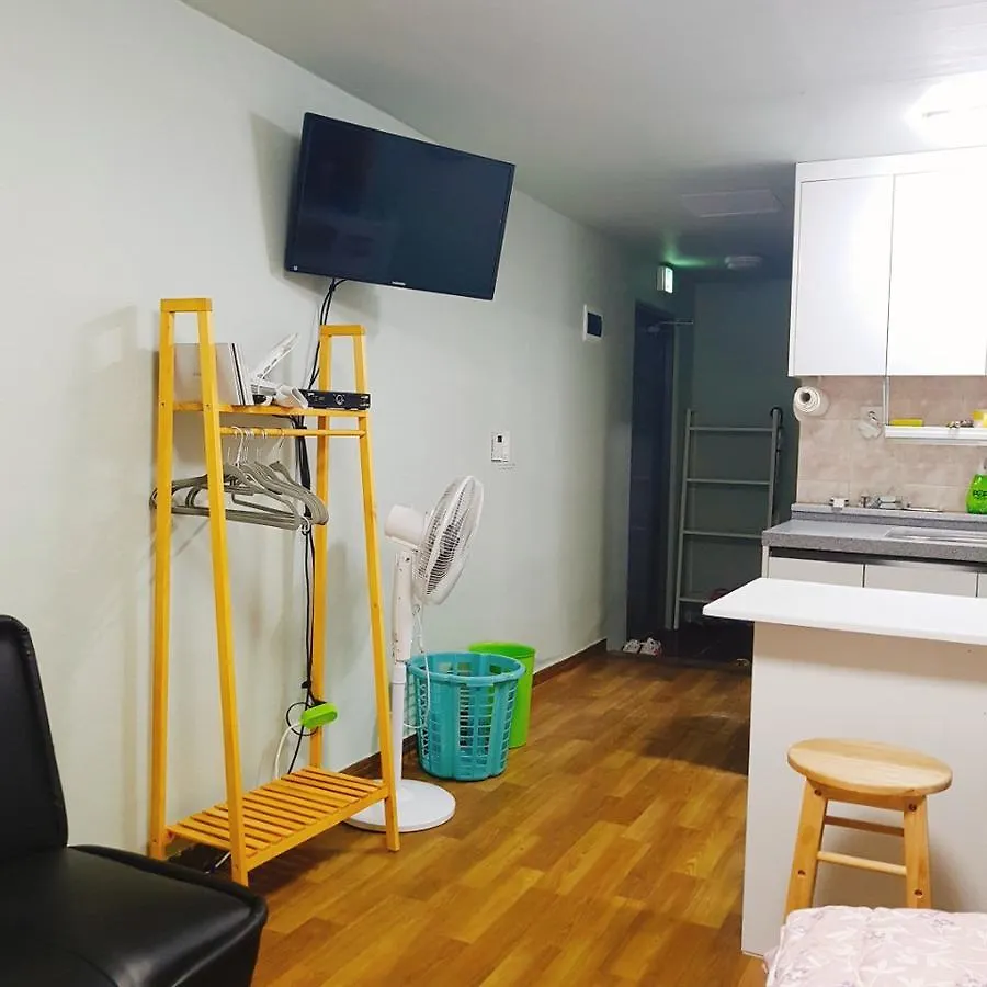Rumi House 釜山 旅馆