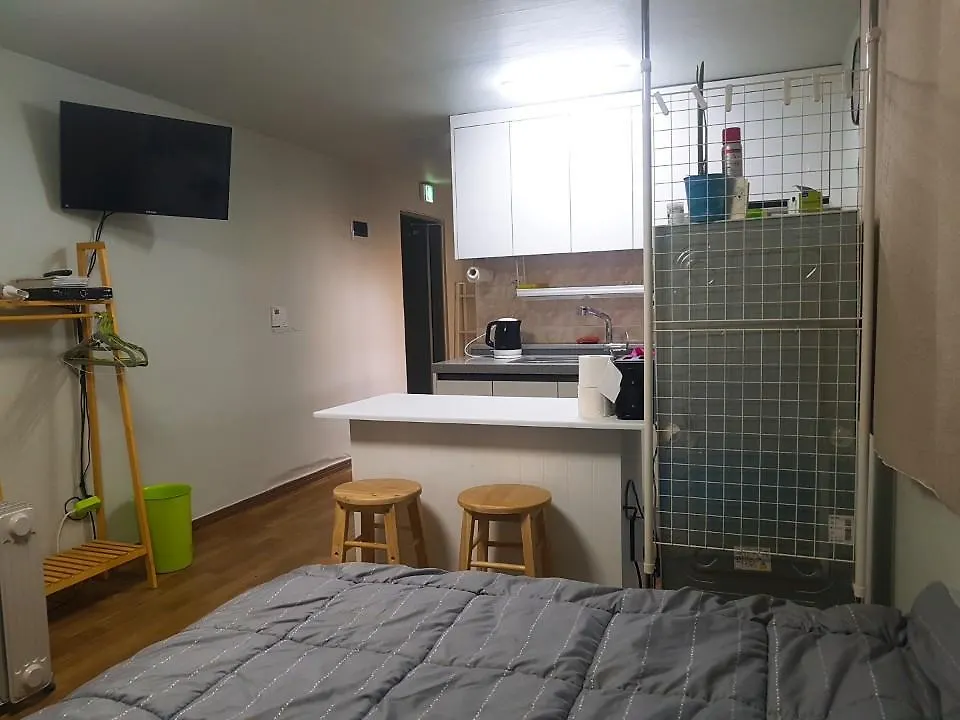 旅馆 Rumi House 釜山